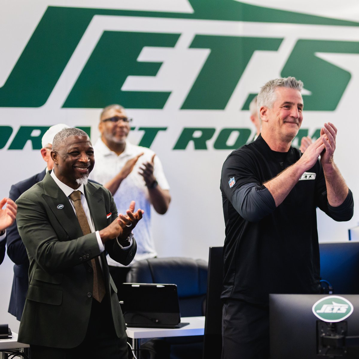 New York Jets tweet media