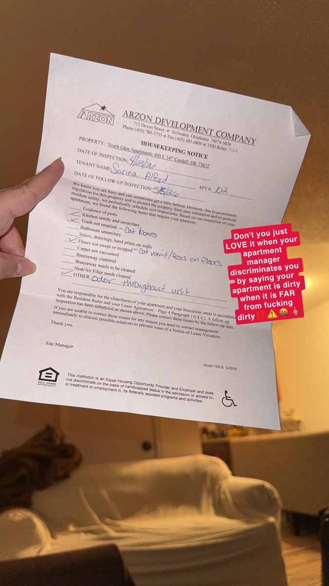 TheRealSarinaB's tweet image. DONT YOU JUST LOVE IT WHEN YOUR APARTMENT MANAGER SAYS YOUR APARTMENT IS DIRTY WHEN IT ACTUALLY HARDLY IS⁉️⚠️👿 @HUDgov #Discrimination
