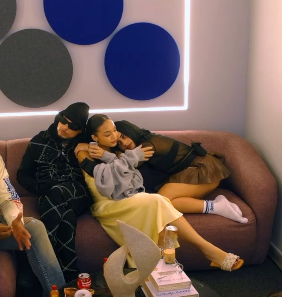 homy.🫯 tweet media