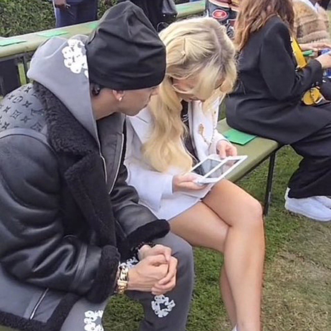 ratte 🟪 tweet media