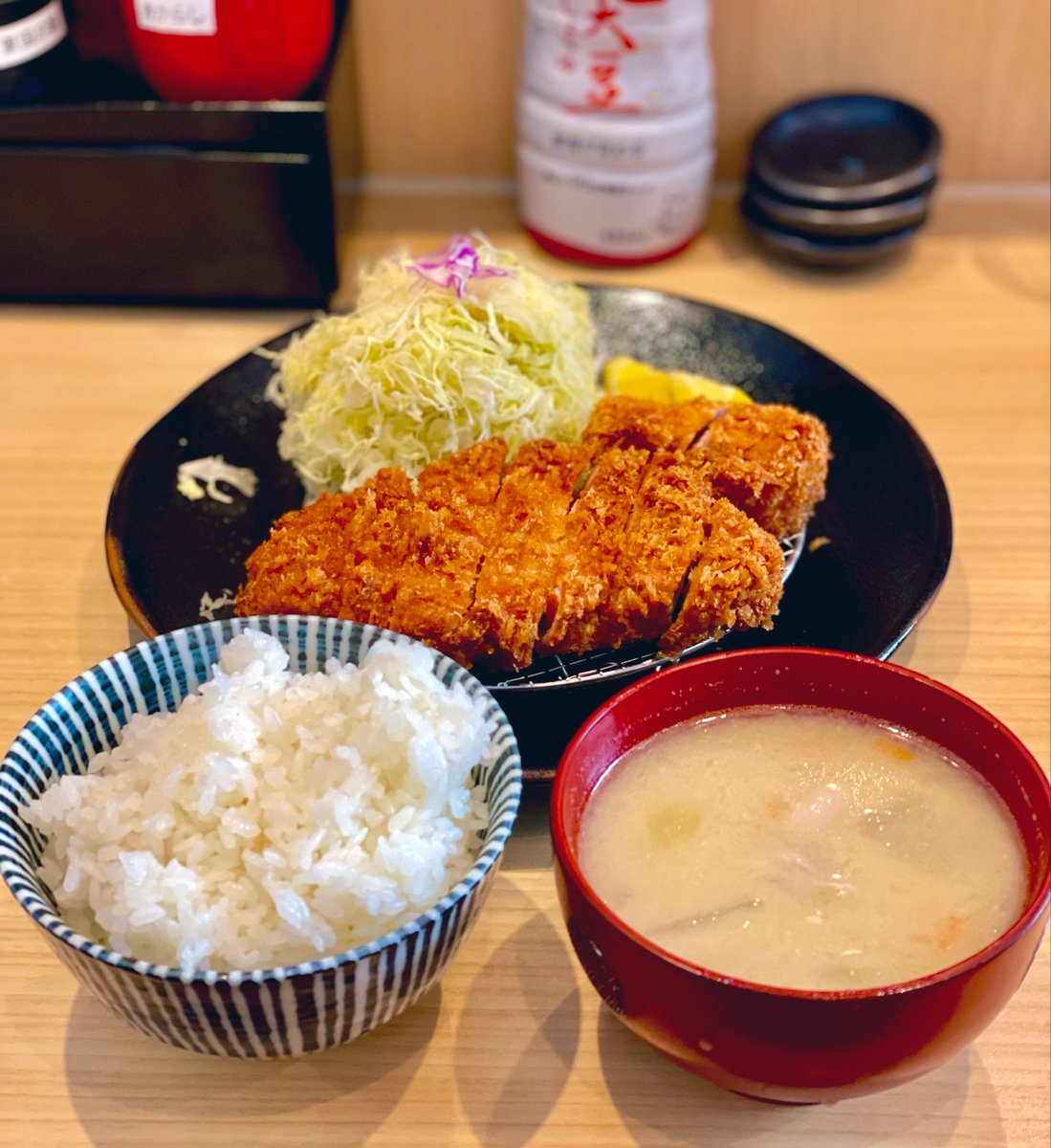 ロムスカ大佐ちゃん（リア充バルス強化月間） tweet media