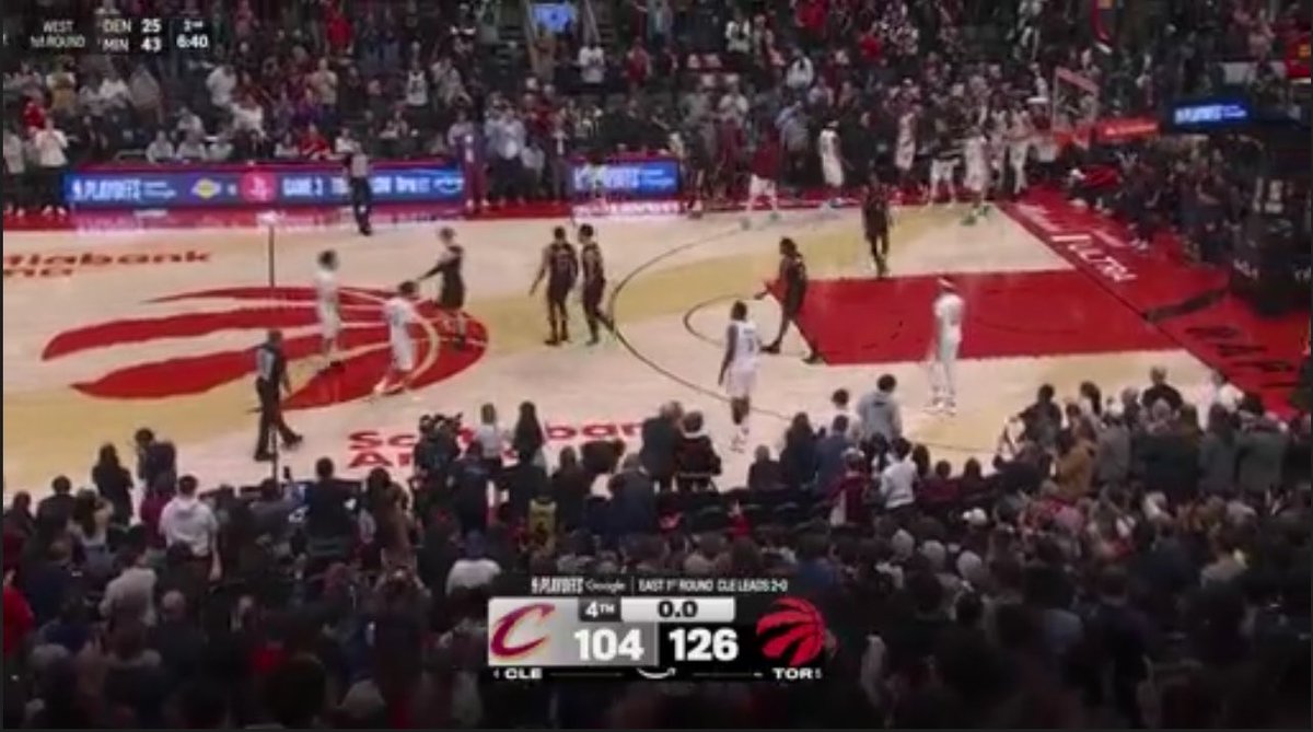 HoopsLiveScore's tweet photo. Final | @cavs 104-126 @Raptors. #LetEmKnow #WeTheNorth https://t.co/1PC6TCD8Ci