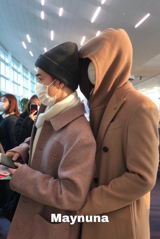 shjm0422_'s tweet photo. 공항에서 커플짓하는 새준을 “느껴” https://t.co/cISIxRAvQ7