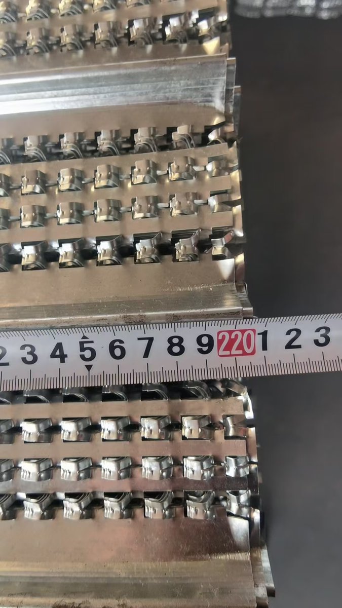 Lily17752998750's tweet image. Hy-Rib Sheets (High Ribbed Lath) — measured, inspected, and packed for shipment.

✔ Accurate size control
✔ Strong for concrete applications
✔ Export-ready packing
Reliable supply for construction projects.
DM for details.

#HyRib #Formwork 
#BuildingMaterials 
#Steel 
#B2B