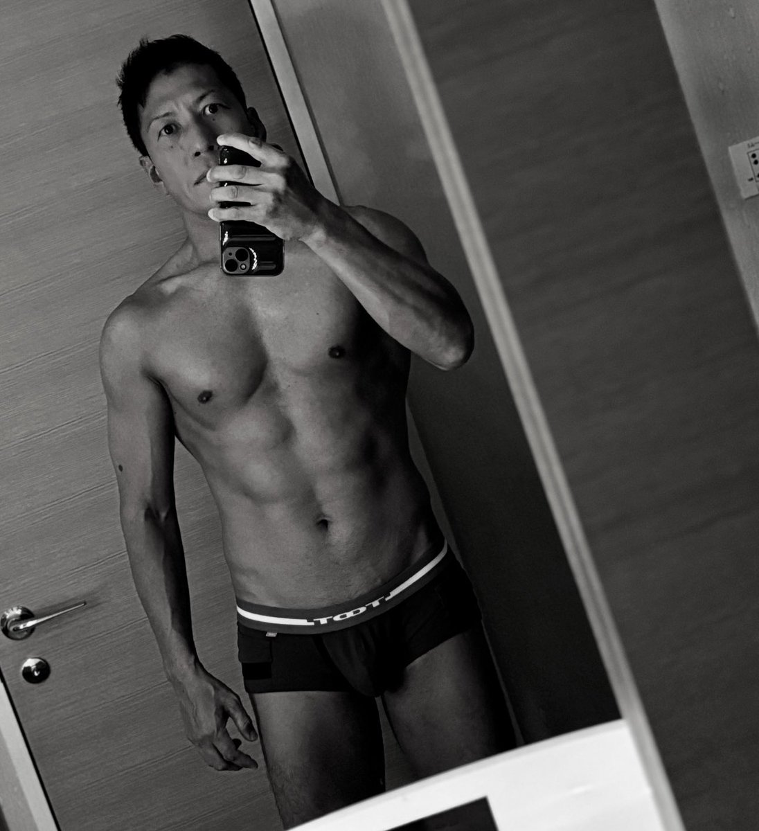 AV男優 ・ 黒田悠斗 tweet media
