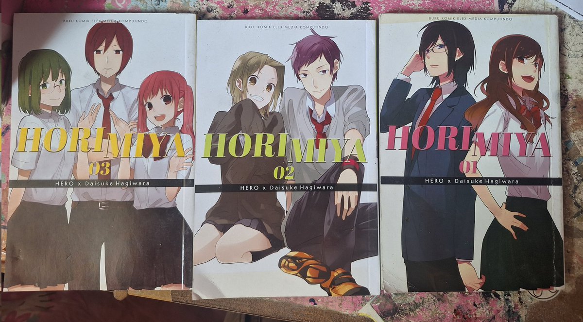 Wts kolpri
- jibaku shounen hanako kun (jshk) / toilet bound hanako kun (tbhk) vol 1 2 3 4 5 6 7 8 9 10 11 12 13 14 15 + bonus vol sepulang sekolah. No 3 sealed
- horimiya vol 1 2 3
All good condi

ONLY take all per franchise atau take all keduanya
