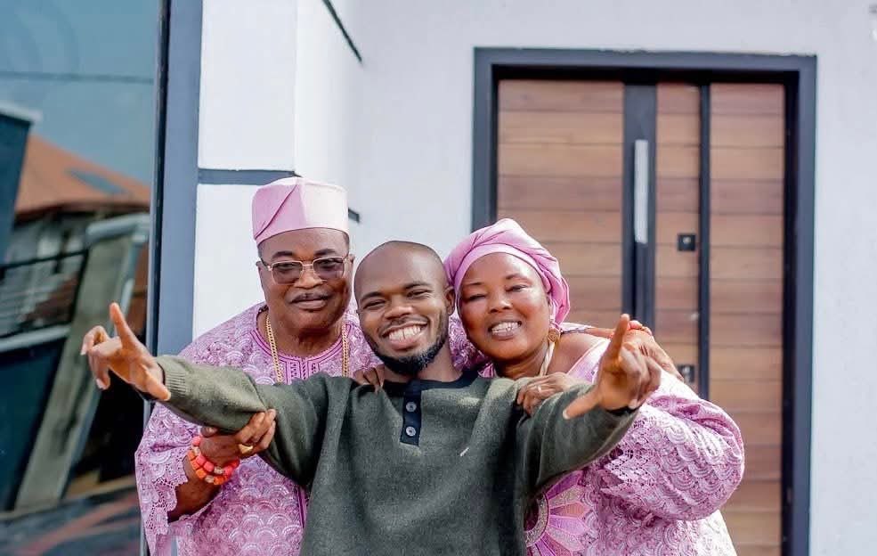 Ọmọ Akin tweet media