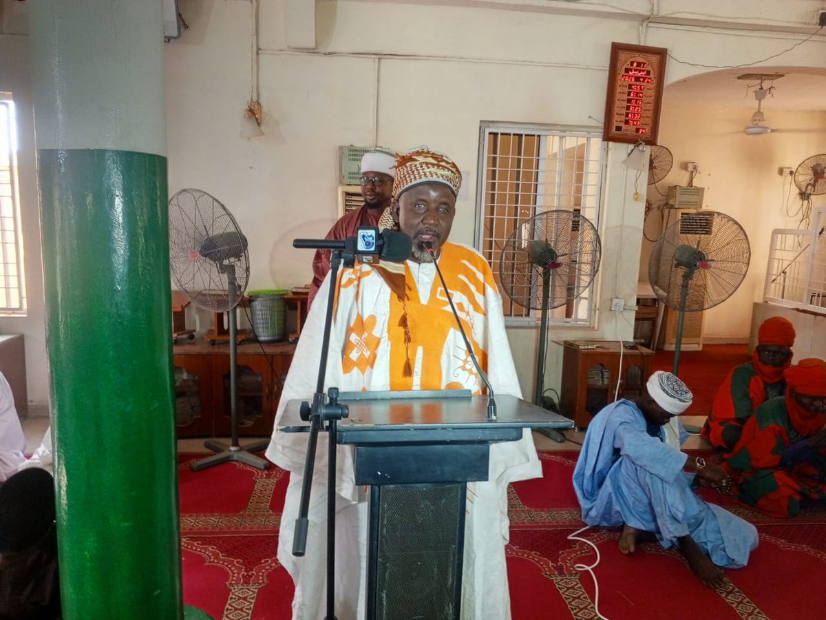 Hadejia120's tweet photo. Limamin Auyo, Malam Yaya, while delivering a special prayer at the ceremony marking the 120th anniversary of bravery, resilience, and the defense of the dignity of the Hadejia land.

#hadejiaresistance120 #hadejia120 https://t.co/yxBpN60bFT
