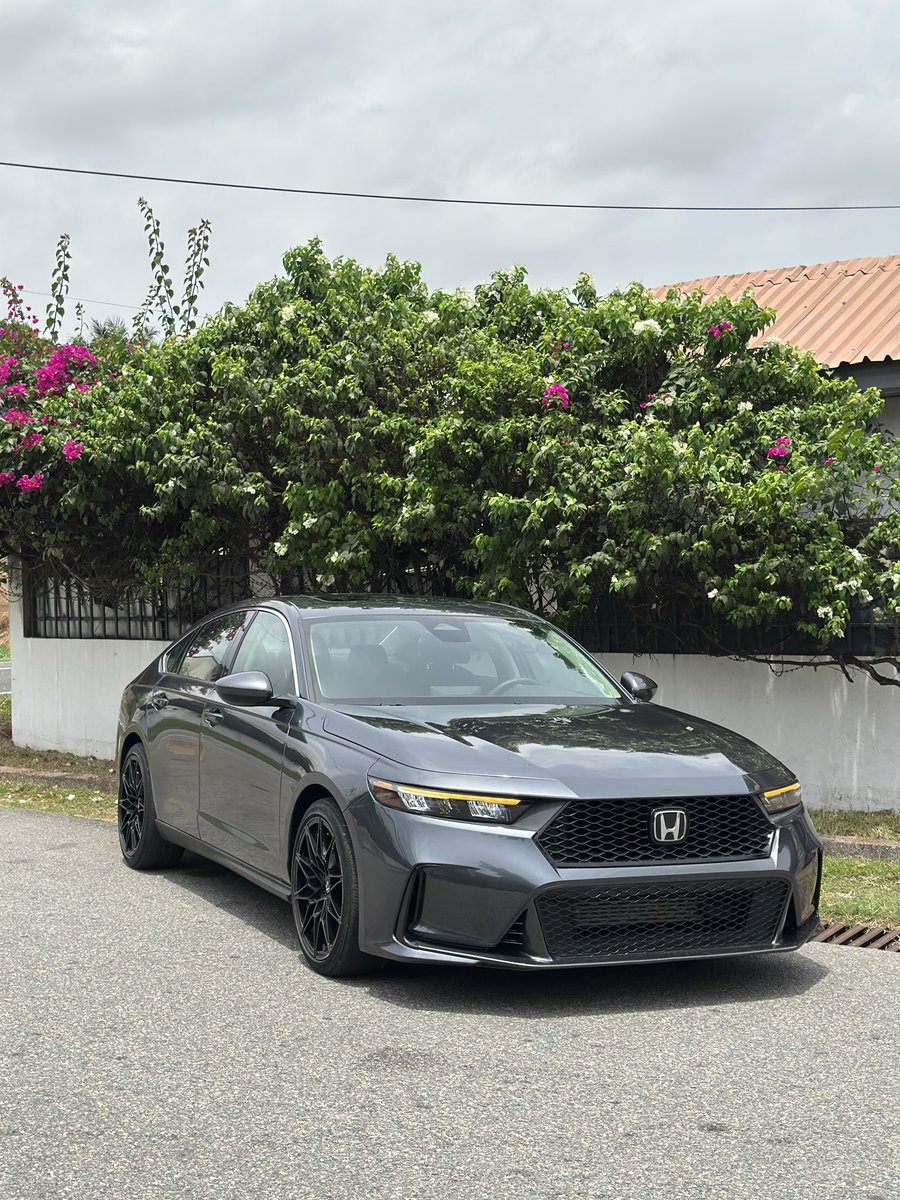 FrankDoe101's tweet photo. 2024 Honda Accord 🌺 https://t.co/pfEVuKTmJu