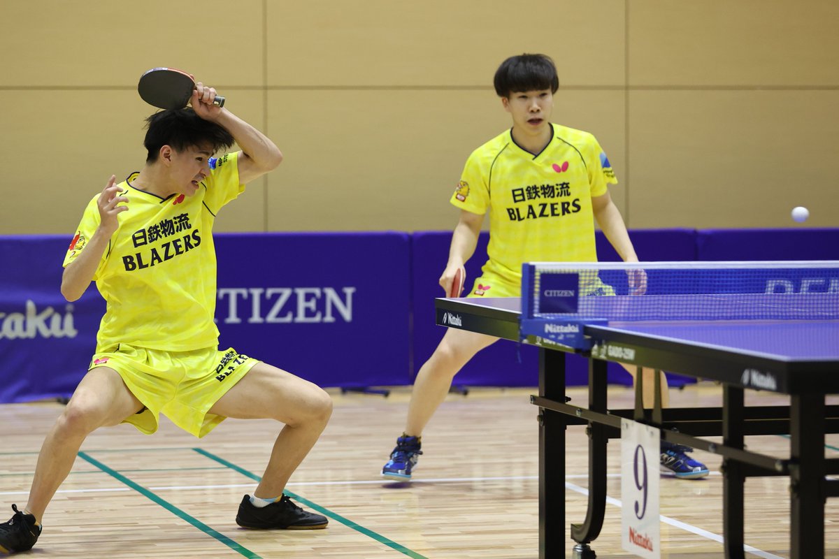 JTTL_now's tweet photo. 男子ダブルス準決勝
龍崎 東寅 / 谷垣 佑真（ケアリッツ・テクノロジーズ）- 髙見 真己 / 岡野 俊介（日鉄物流ブレイザーズ）
弓取 眞貴 / 川上 尚也（日野キングフィッシャーズ）- 渡辺 裕介 / 濵田 一輝（協和キリン）

🔥ライブ配信はこちら
https://t.co/1eGexQ1JPs https://t.co/xUCg7sXnnK
