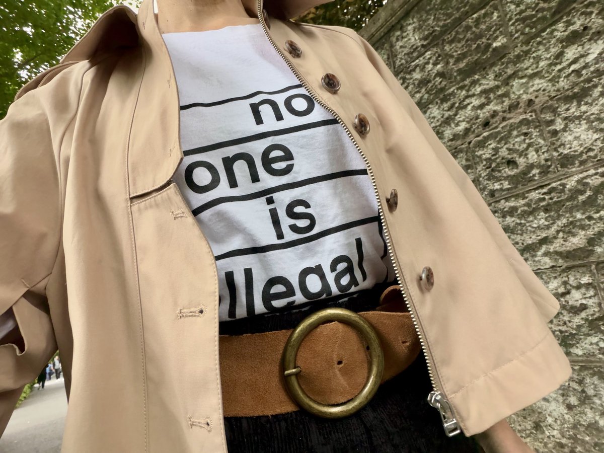 よんたん tweet media