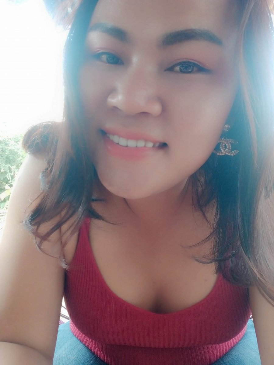 สาวสองสกล tweet media