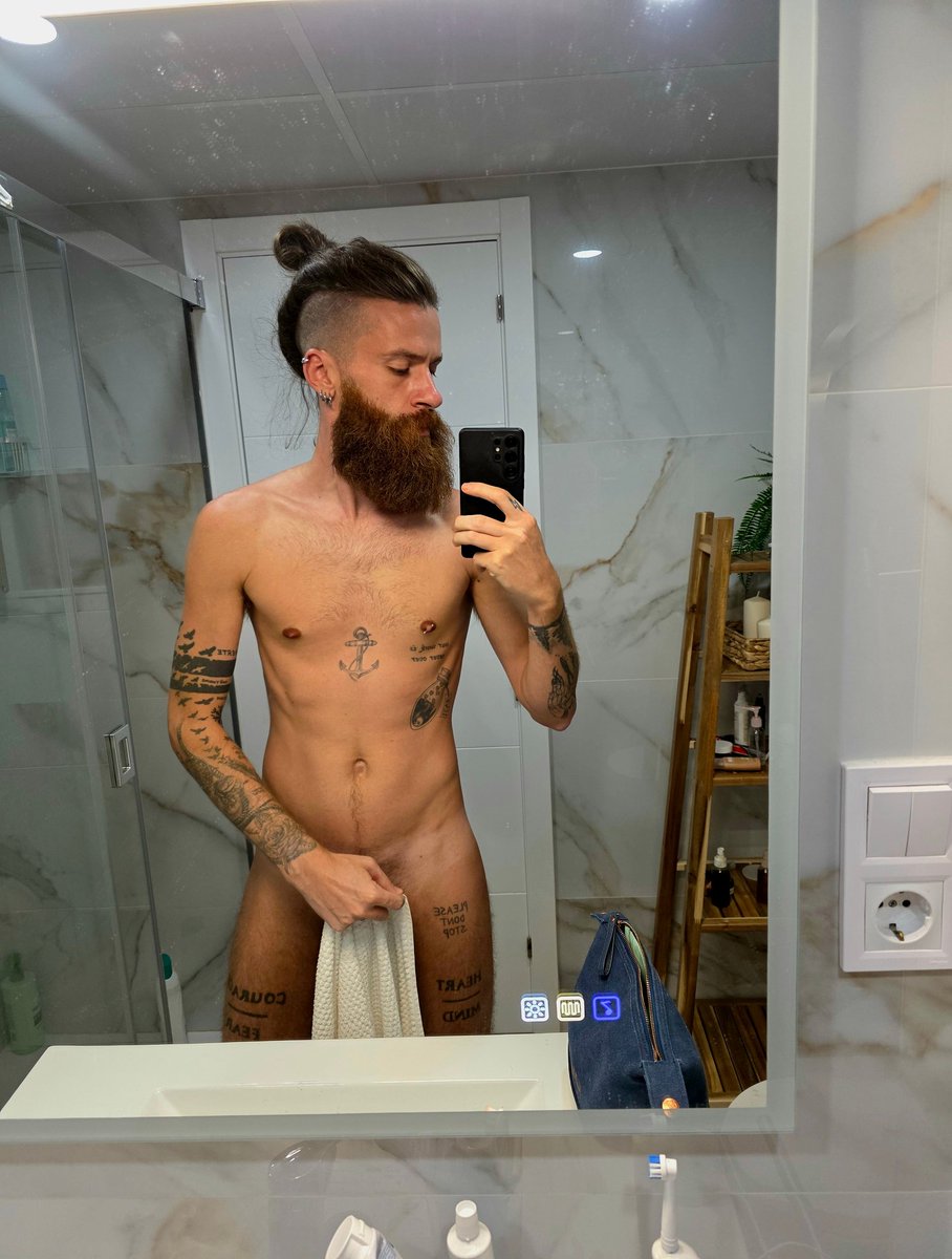GingerVikingo tweet media