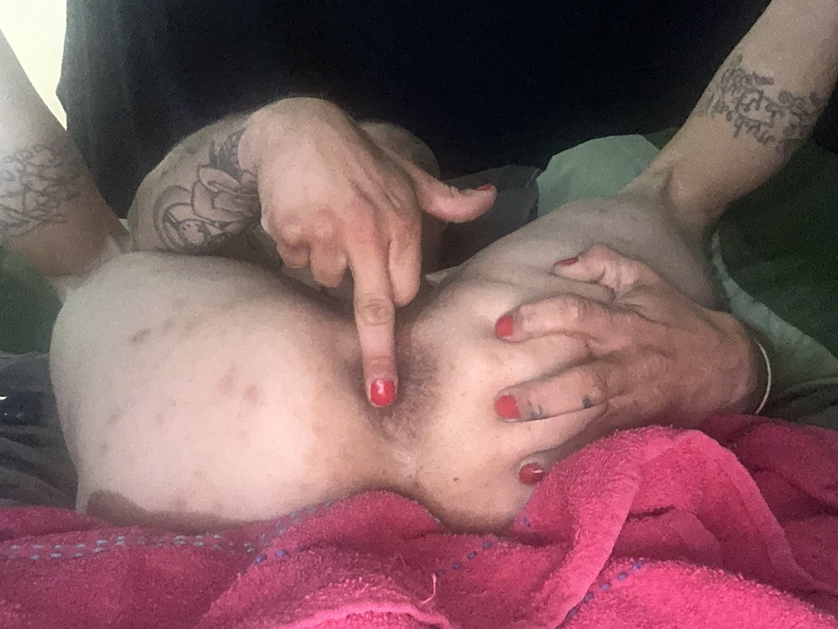 this is the way i live tweet media