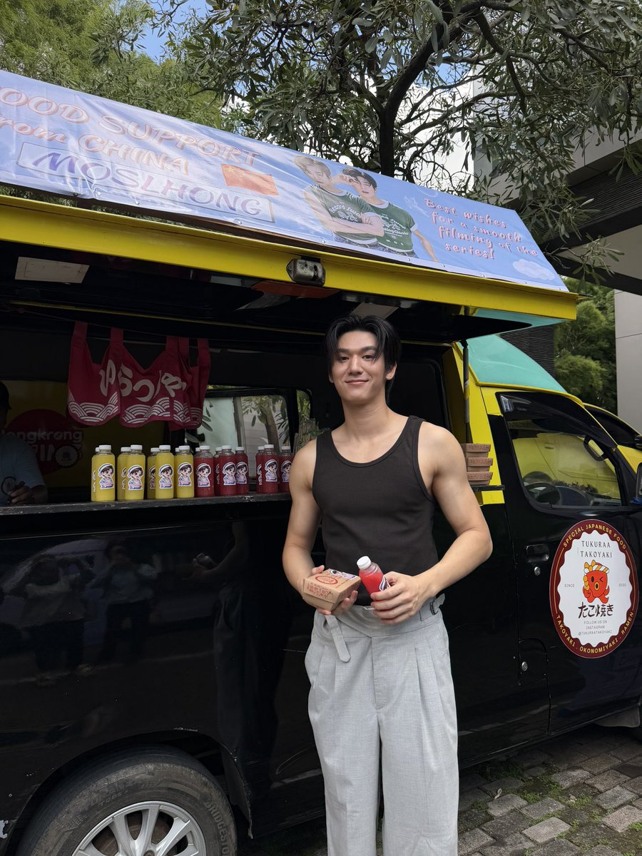 moslhong tweet media