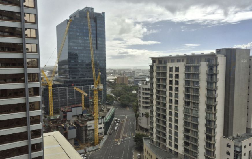 REIM_SA's tweet image. Cape Town CBD is accelerating.

Limited supply, strong demand, and rising rentals are driving momentum.

Vacancies are tightening and mixed use developments are unlocking new value.

This is a market to position in.

Learn more: buff.ly/rlIwSrt

#PropertyInvestment