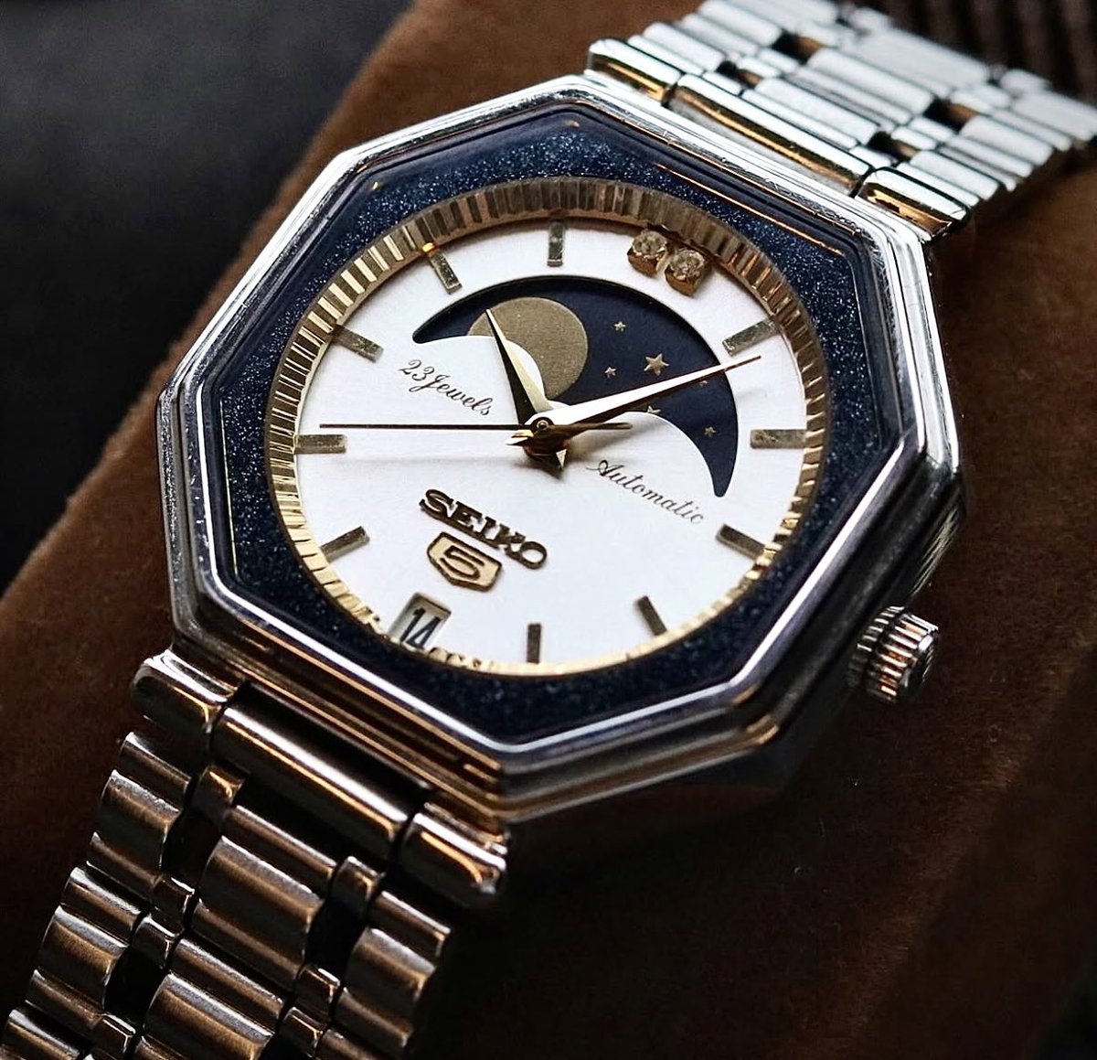 woachtung's tweet image. Seiko'nun 1986'da ürettiği, ilk ve tek otomatik moonphase modeli; 6347-5000 ☀️🌙
#vintage #seiko
