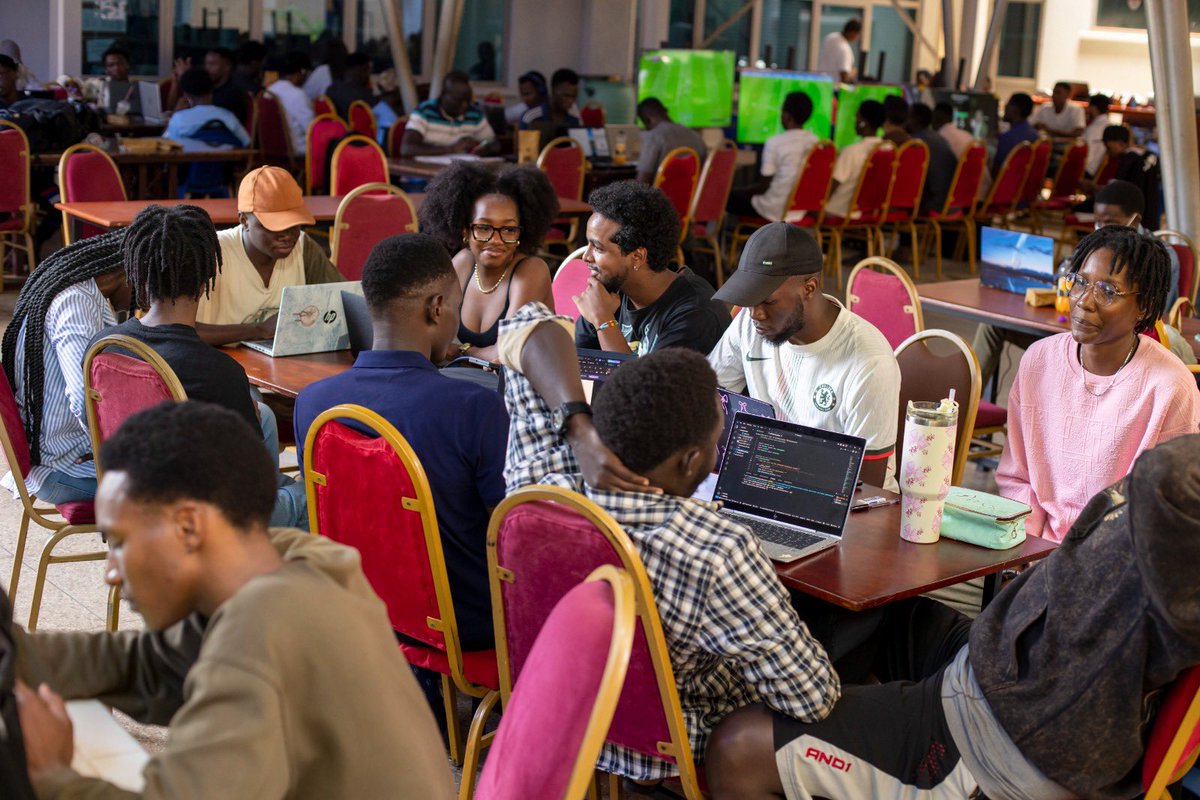 isbatkampala's tweet image. Where ideas meet collaboration 
A space filled with energy, innovation, and future tech leaders building, learning, and growing together. 
#Teamwork #StudentLife #Innovation #FutureLeaders #TechInAction