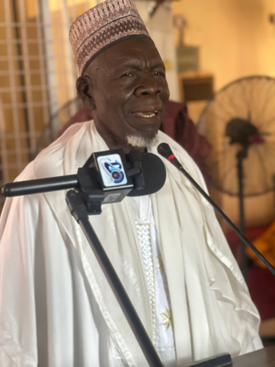 Hadejia120's tweet photo. Malam Haruna Zubairu, the Imam of Bulangu, is present as he offers a special prayer as part of the ongoing prayers during the celebration marking 120 years of bravery, resilience, and the defense of the dignity of Hadejia land.

#hadejiaresistance120 #hadejia120 https://t.co/FIokajIRML