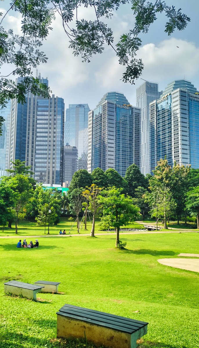 goodworthit's tweet photo. Begitu nemu warna yang lebih kalem &amp; clean, foto langsung beda rasanya. Kalau kamu lagi nyari feel yang kayak gini, sekarang gak perlu mulai dari nol kok gampang aja tinggal pakai preset.

Kalo mau presetnya klik link di bio ya, btw bisa buat foto dan video. https://t.co/OfGaqcR8UH