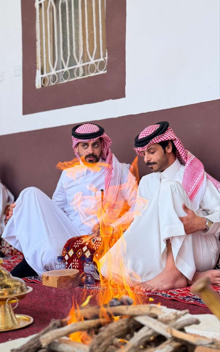 F a t i m a ♡ tweet media