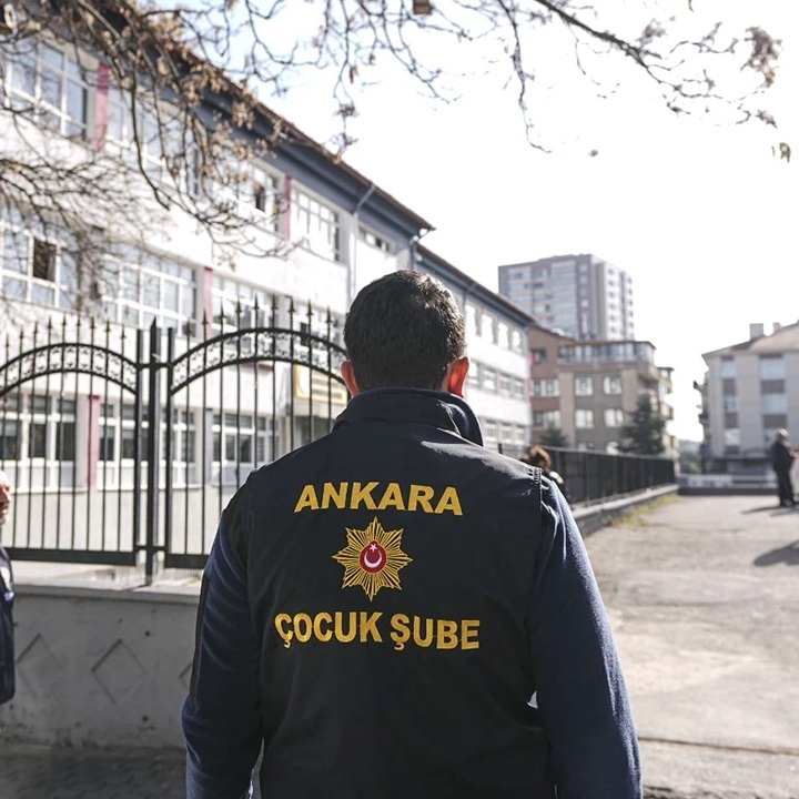 Boşuna Tıklama tweet media