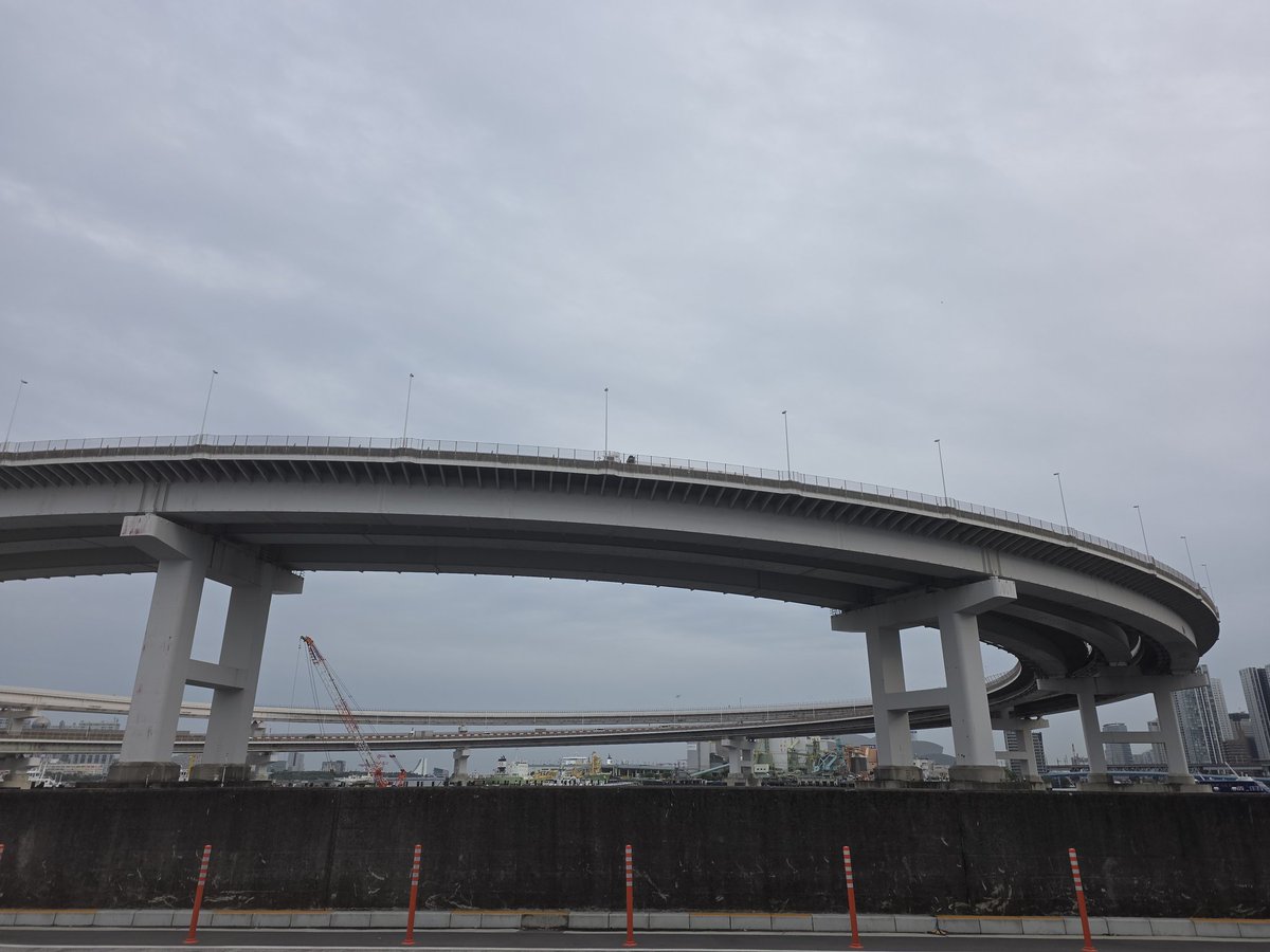 hide(覇威怒) tweet media