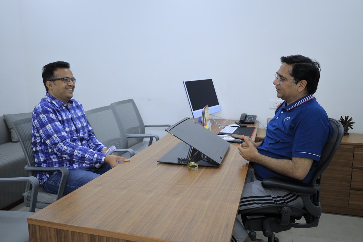 SureshRawatIN's tweet image. कार्यालय पर विभिन्न गणमान्य लोगों से मिलकर उनकी समस्याओं का निस्तारण किया। 

जनसुनवाई 📍निवास स्थान, जयपुर

#SSR #जनसुनवाई