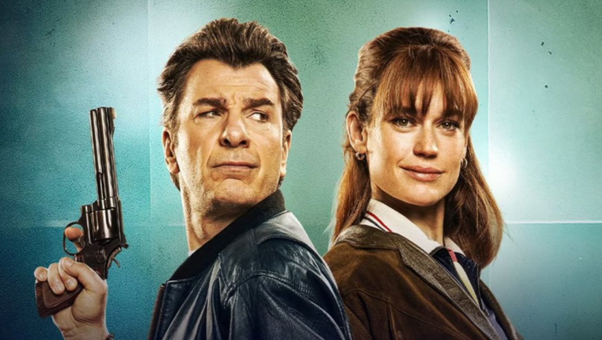 Mediasinfos's tweet image. Nouvelle baisse sur une semaine pour la série #Flashback hier soir en prime sur @TF1: @MichaelYoun a réuni près de 2.4 Millions de téléspectateurs. Notre article est ici: mediasinfosblog.com/2026/04/24/dec…