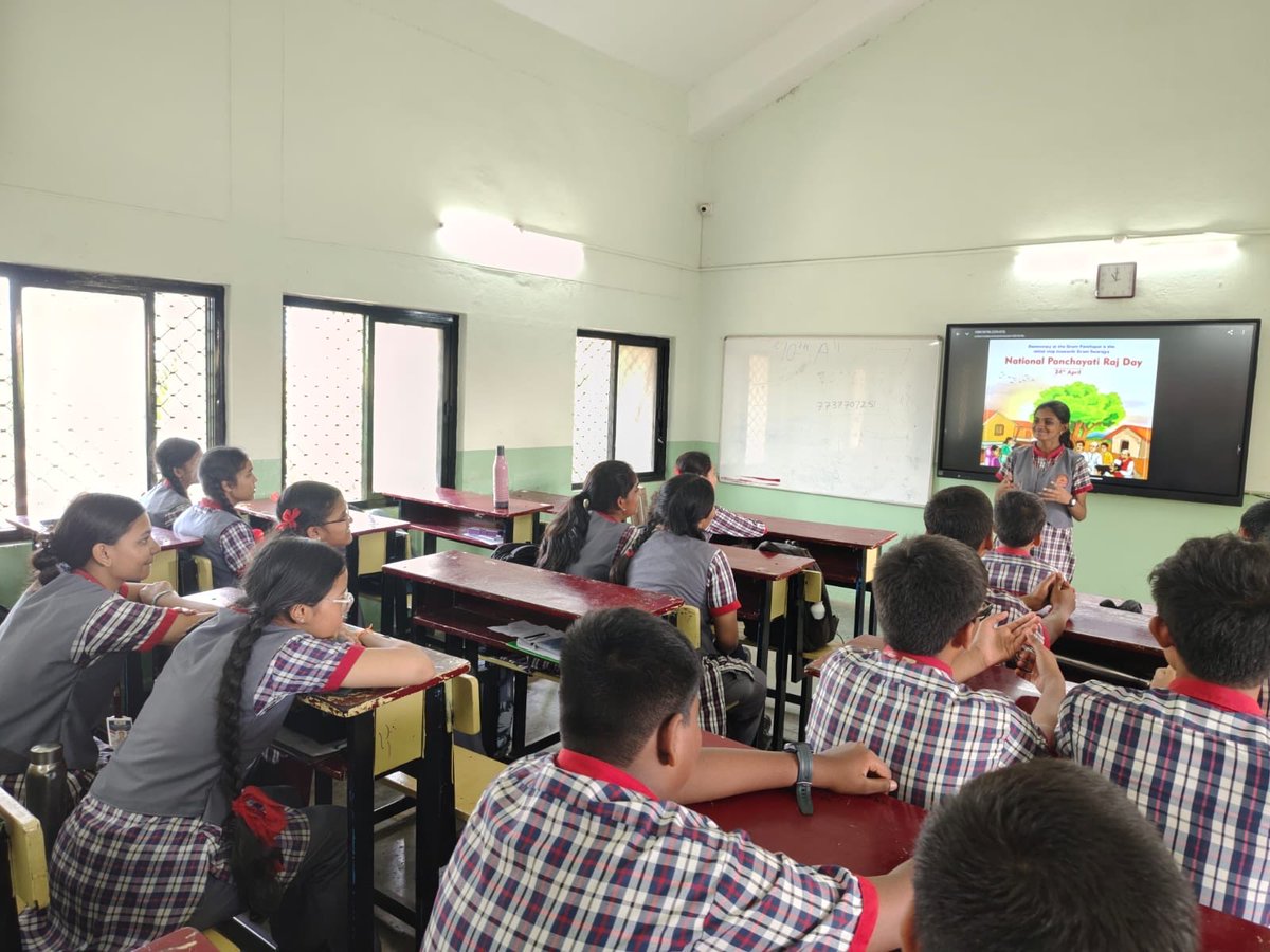 kvonevasco1's tweet image. Observed National Panchayati Raj Day at PM SHRI Kendriya Vidyalaya No.1 Vasco da Gama.
Poster making and classroom discussions were organised on the role of Panchayati Raj Institutions their constitutional framework and functioning. 

#PanchayatiRaj #StudentEngagement #NPRD2026