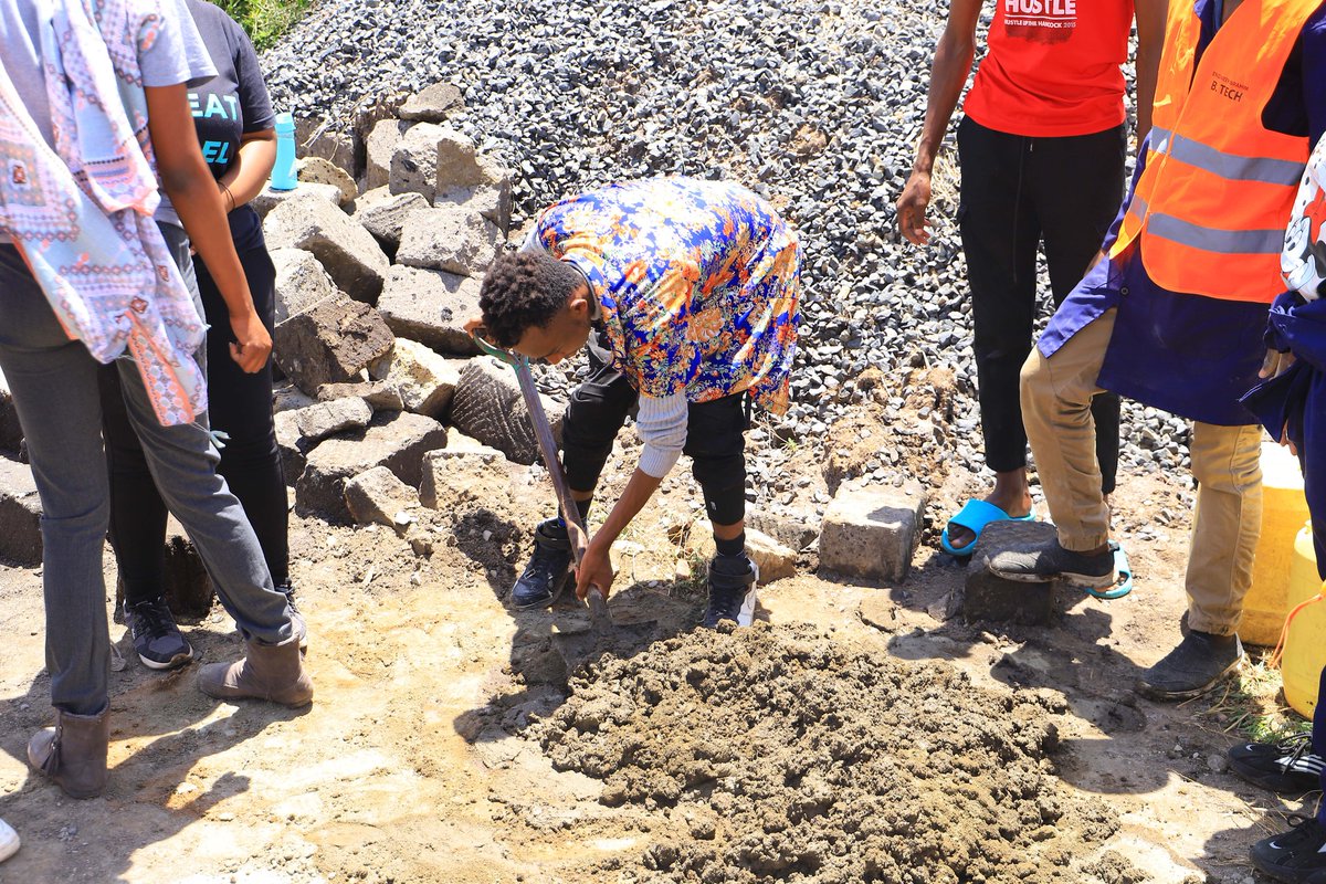 IcsTechcollege's tweet image. MASONRY COURSE. 
Our curriculum moves beyond basic bricklaying to explore the structural load-bearing, mortar chemistry and the blueprints of modern civil engineering. 
#masonry #construction #building #realestate #property #buildwithyou #collegestudents #ICSCollege