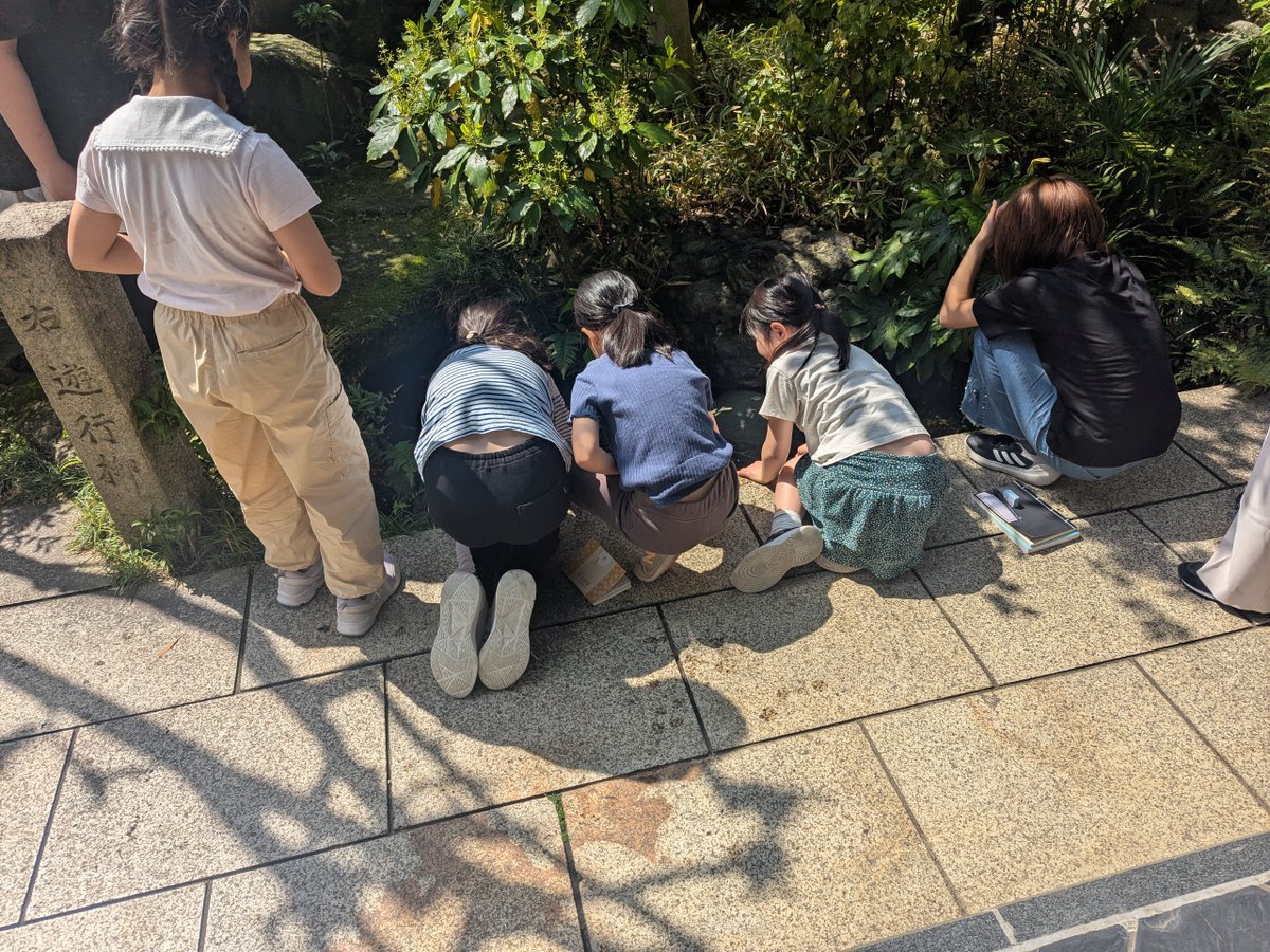 basho_museum's tweet photo. 4/11(土)「あつまれ！俳句キッズ」の模様が、江東ワイドスクエアで放映中です！（～4/25(土)まで）
毎日9時、正午、15時、19時からとなります。
4/26(日)以降はYouTubeにアップされるそうですのでぜひご覧ください＼(^o^)／

#芭蕉 #俳句 #おたまじゃくし #しゃぼん玉 #江東ワイドスクエア #haiku https://t.co/5d4xrzjrqt