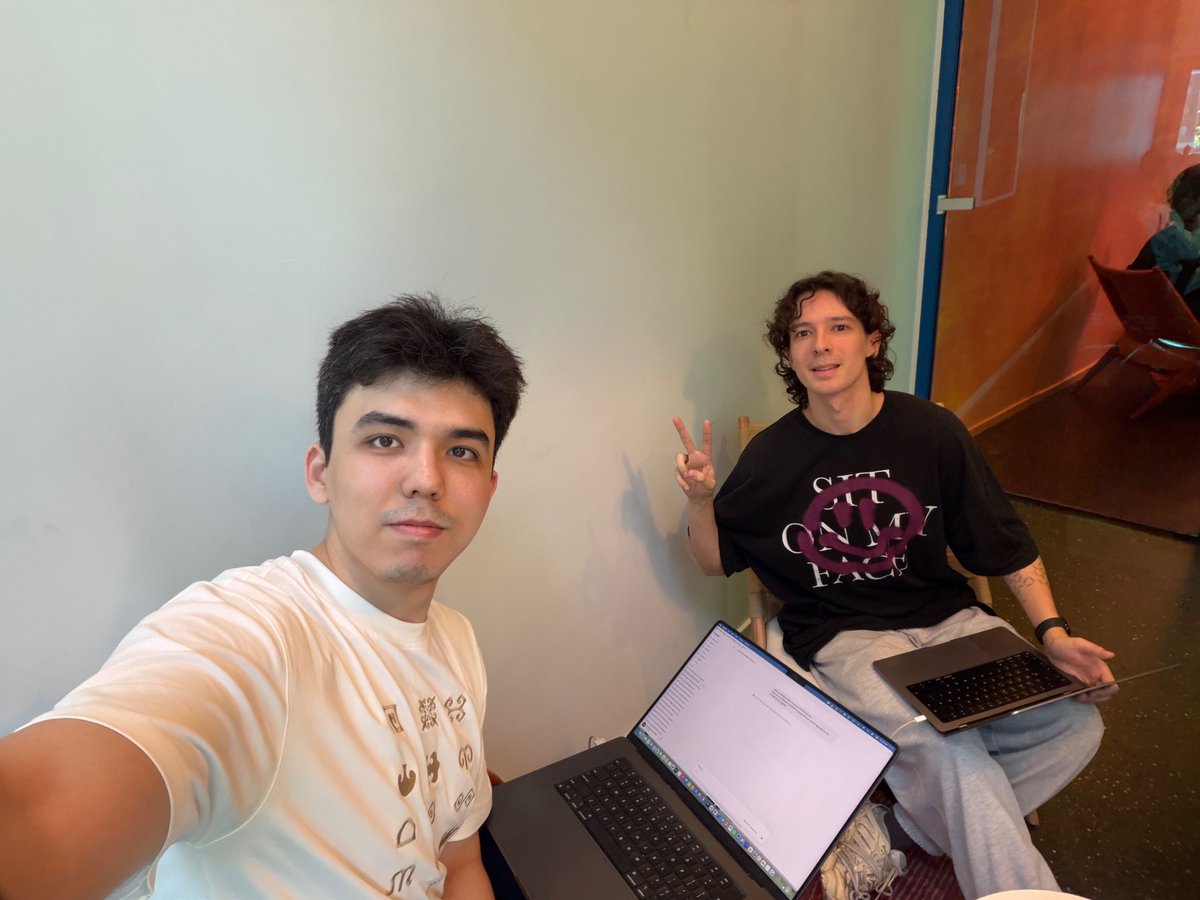 china_saparbek's tweet photo. Day 121 of building in Public.      

Goal is to earn  $9,000 in April.    

Current progress:   

Installs: 3,154(+128)   
Revenue: $4,234(+80)   
MRR: $1,810(+0)  

Planning pitch with my cofounder. Wish me luck! https://t.co/qmCTk2XpQZ