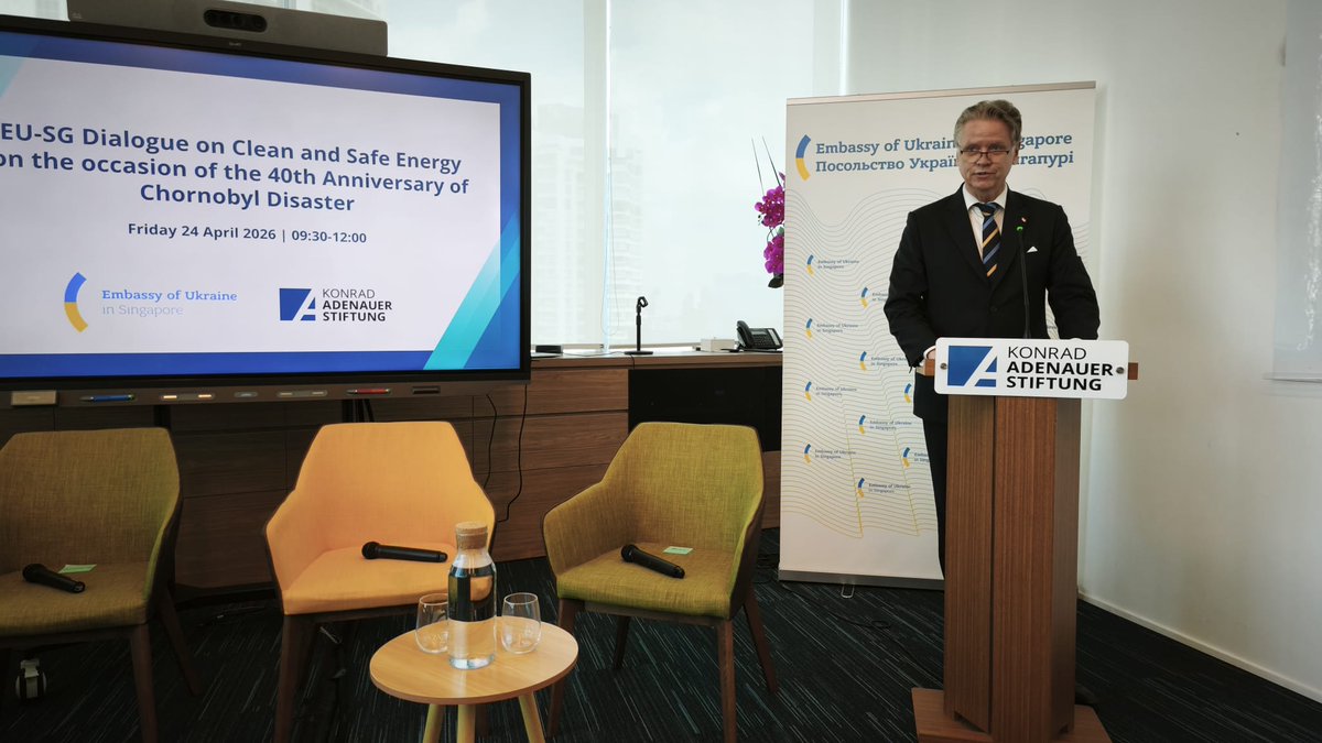 UKR Embassy in SGP tweet media