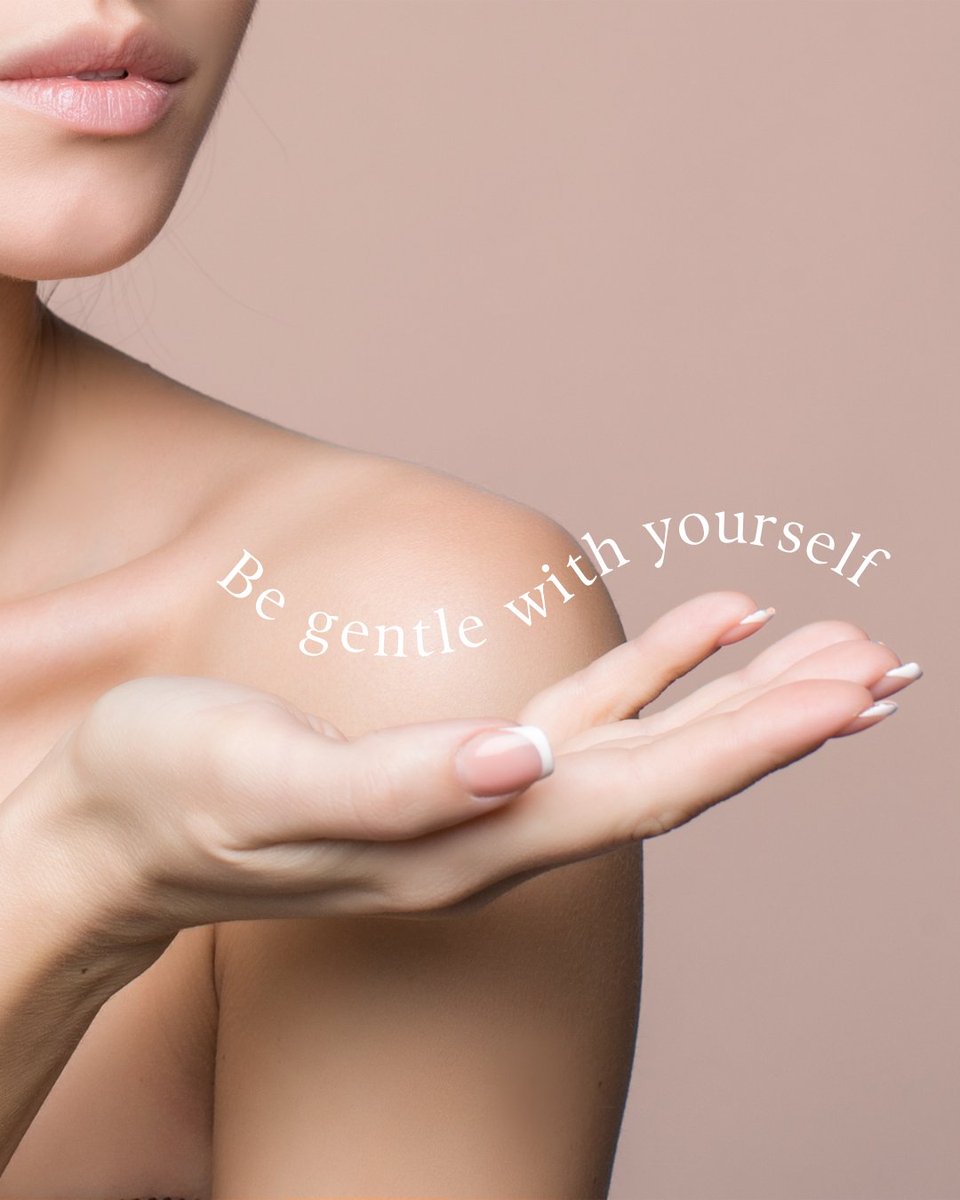 skincare5ws's tweet image. Your skin deserves softness, not stress. Treat it with care, give it time, and let it glow in its own natural way.
#GentleSkincare #SkinCareRoutine #SelfLove #HealthySkin #NaturalGlow #SoftSkin #SkinCareTips