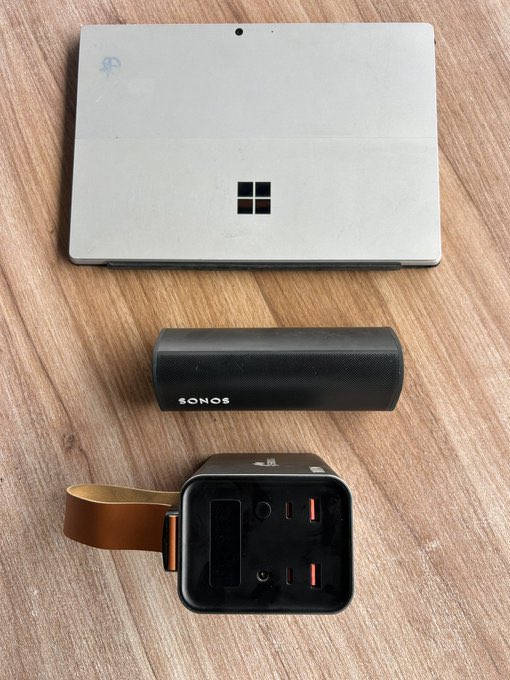 Val Gadgets tweet media
