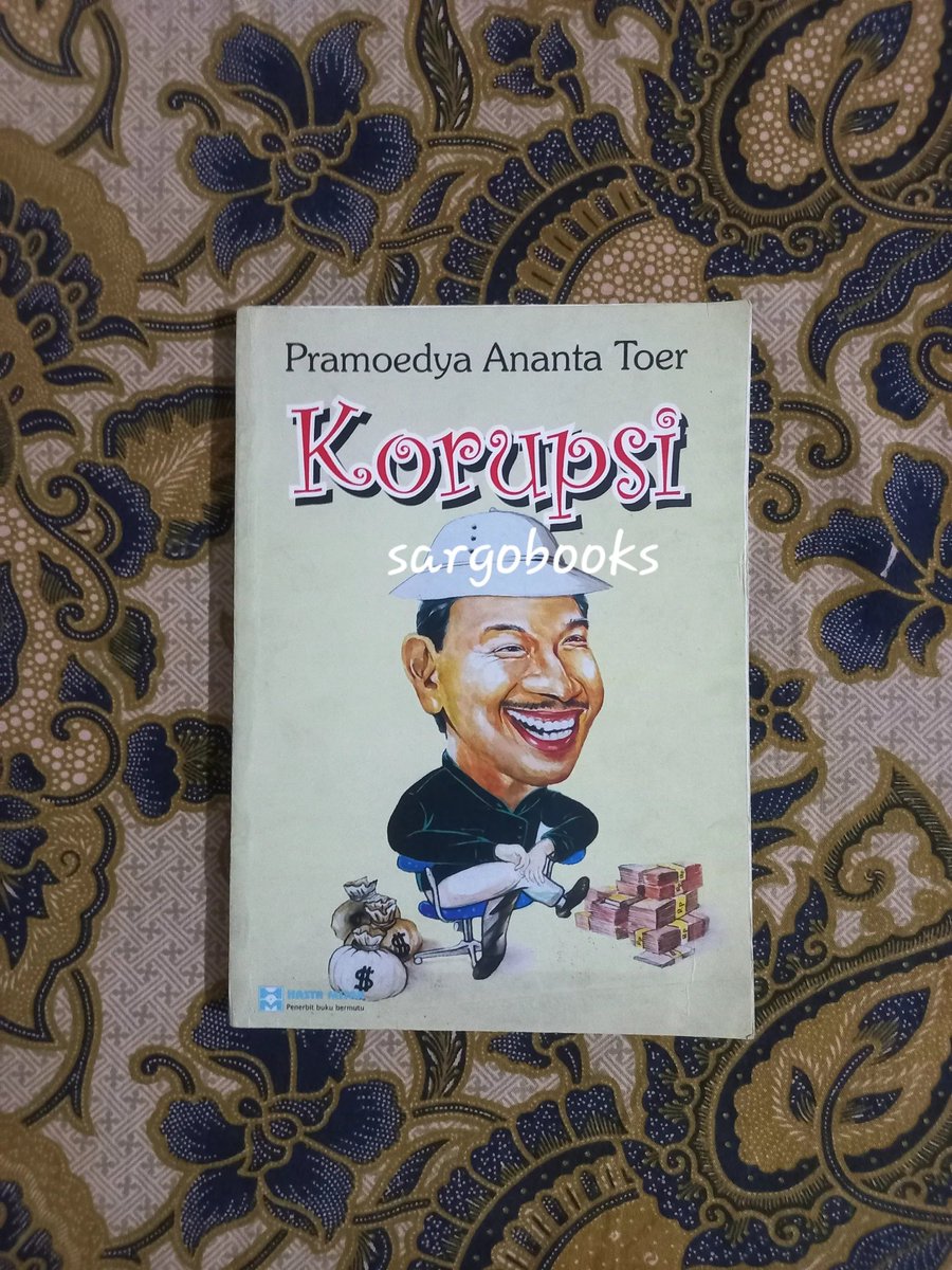 sargobooks tweet media