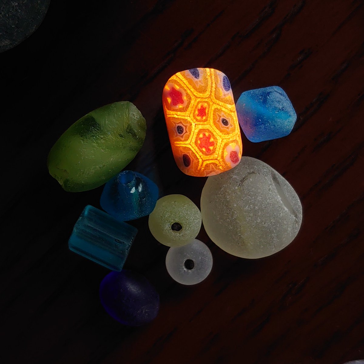 レアなシーグラス
色、形、素材など、珍しいガラスたち。

#ビーチコーミング #シーグラス