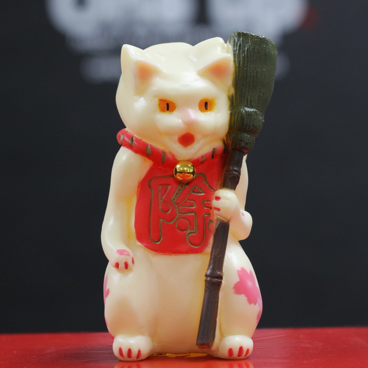 One up. 秋葉原 ソフビ / 中野ブロードウェイ 玩具 tweet media