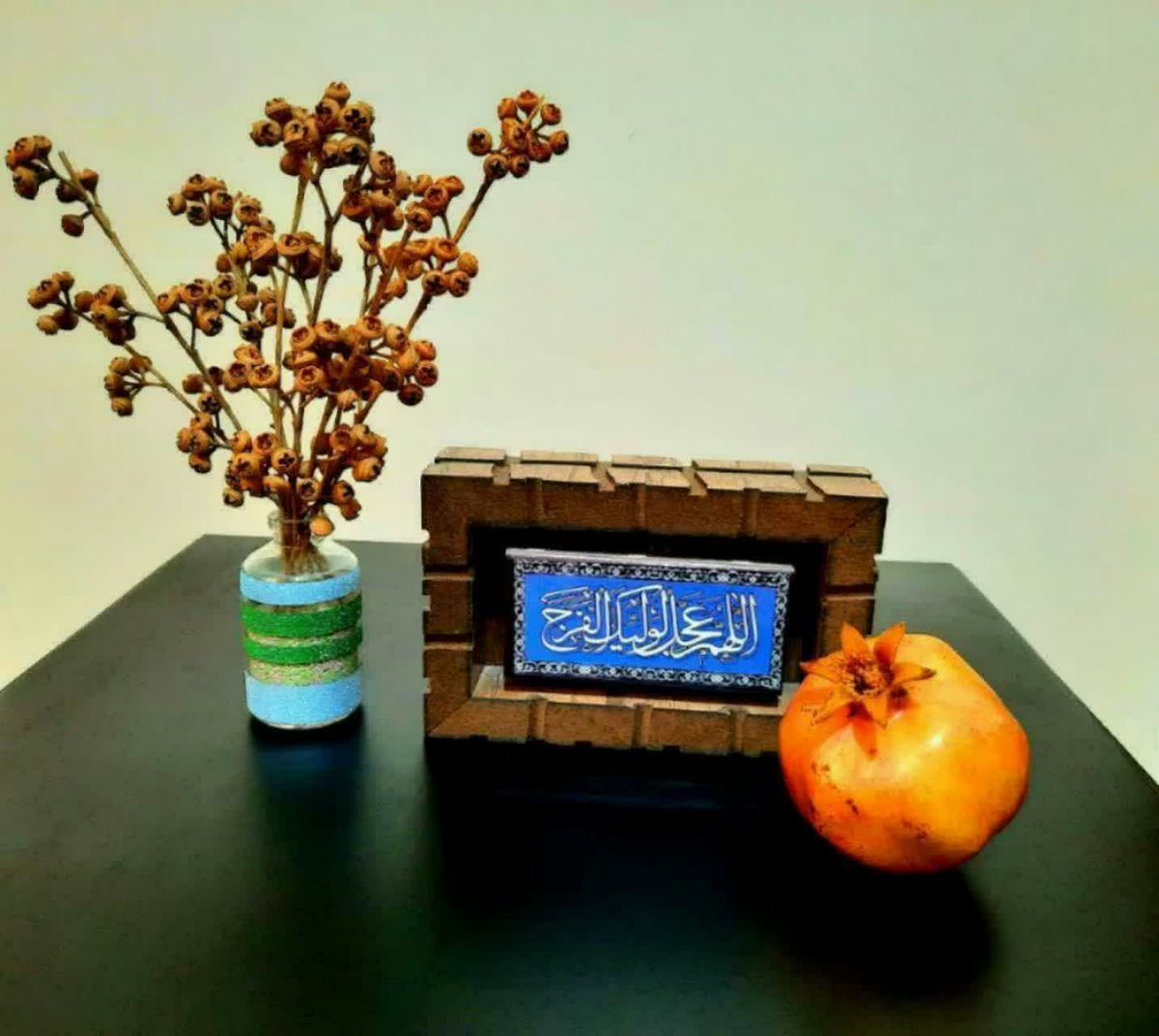 ❣سلام امام زمانم❣

✨ای پاک و نجیب مثل باران، برگرد
ای روشنی کلبۀ احزان برگرد

✨یعقوب امیدش همه پیراهن توست
ای یوسف گم گشتۀ کنعان برگرد

#اللهم_عجل_لولیک_الفرج