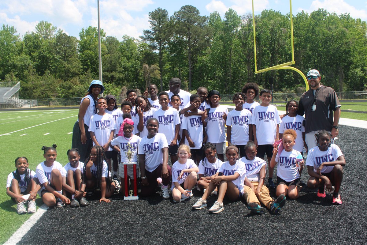 uwclemontigers's tweet photo. Congratulations to our 4th and 5th Grade Track Teams for bringing home the 🏆 to UWCES! The Boys Track Team won 1st place in the Large School Division and the Girls Track Team won 3rd place in the Large School Division! We are so proud of you!! 💜🐯 https://t.co/va5Q0C7pyD