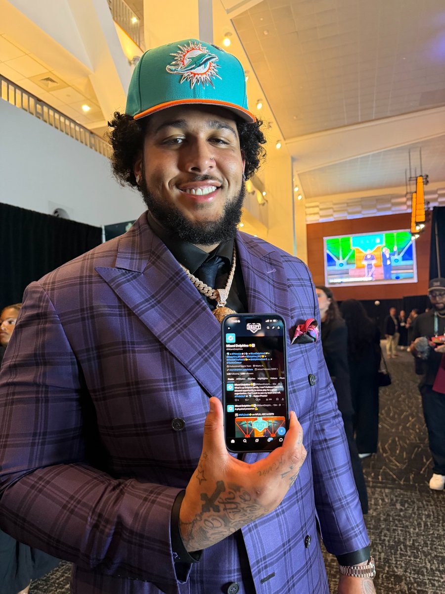 Miami Dolphins tweet media