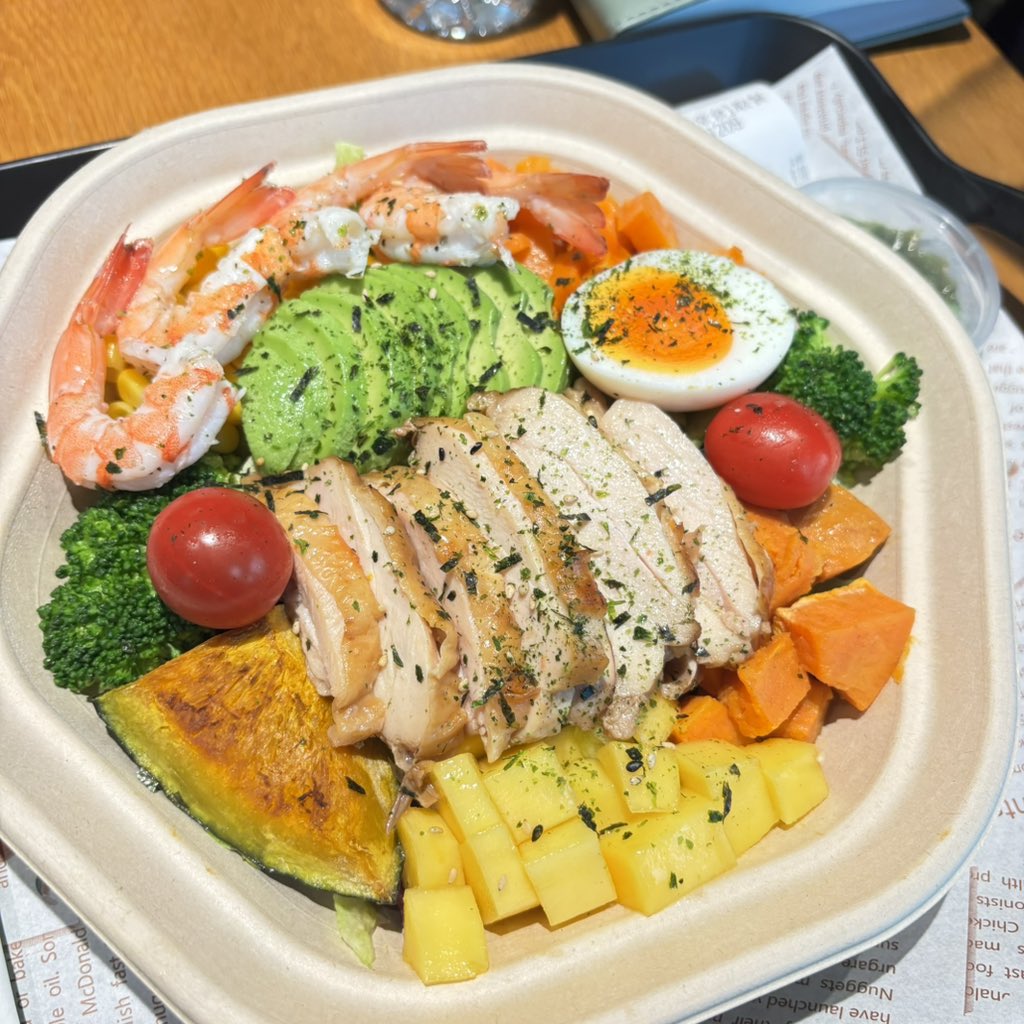 拿流浪的躯体抱拥直到筋竭力穷 tweet media