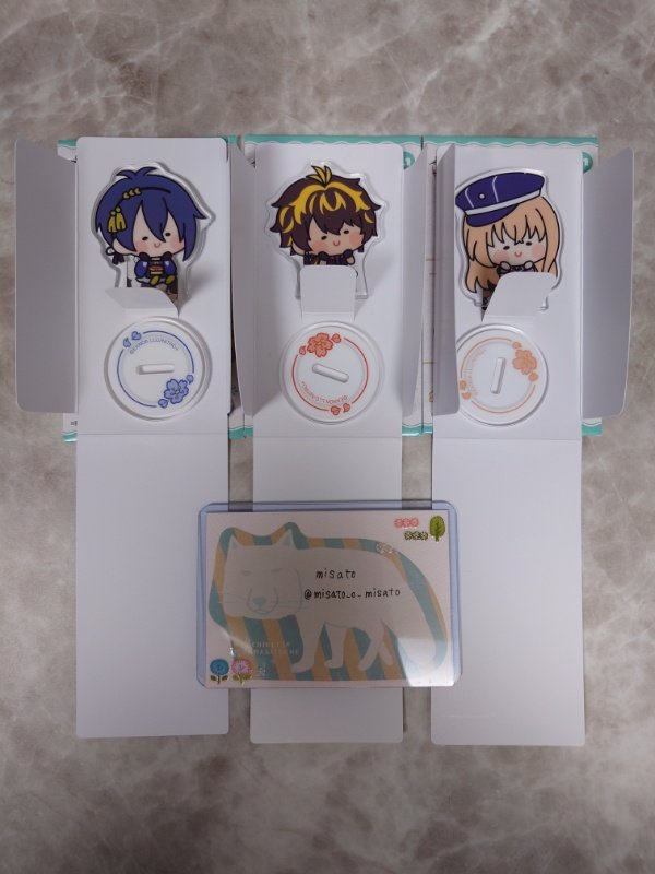 misato_c_misato's tweet photo. 【 交換 】 刀剣乱舞 んまほっぺ ミニアクスタ アクスタ

譲: 三日月 火車切 乱
求: 雲次

郵送でのお取引。
お気軽にお声がけください。 https://t.co/a3ZMmpgdjF