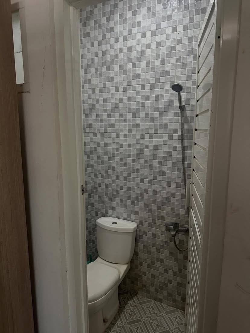 ___panthat's tweet photo. hi mahasiswi Malang! ready kost khusus putri, 3 kamar (km dalam) 1,2 jt dan 1 kamar (km luar) 1jt
jl. Taman nusa indah daerah Suhat,
fasilitas: 
kamar Mandi dlm (water heater), full furnished, Include Wifi, air, listrik,Carport, Dapur bersama #kosmalang https://t.co/D3JOWV1BGH