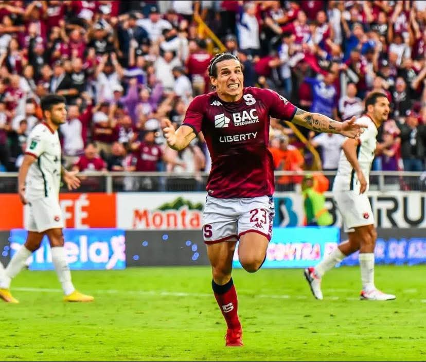 ADN MORADO 4⃣0⃣ 🇱🇻 tweet media