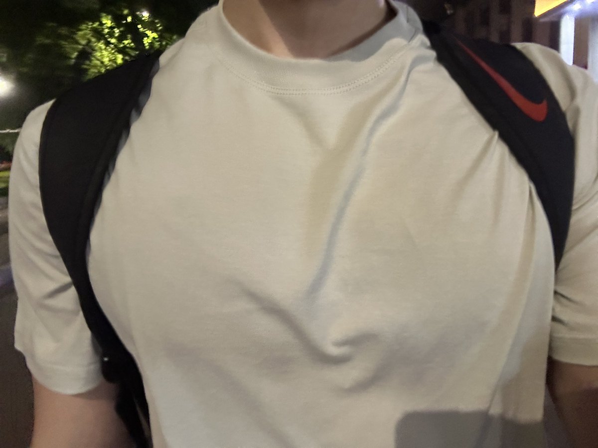 吃不饱饭 tweet media