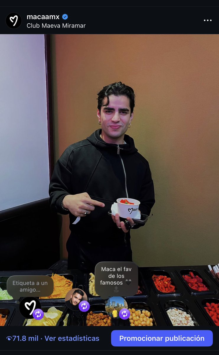 <a href="/ferwki/">Fer 💋🐩</a> Pues en mi experiencia personal <a href="/ArnMercurio/">Aaron Mercury</a> y sus fans te ayudan muchísimo en números a tu marca. Mis vistas se elevaron bastante, los comentarios ni se diga, él accedió a tomarse las fotos y grabar video con nosotros sin cobrar 1 solo pesos. Imposible no amarlo, es un tipazo.