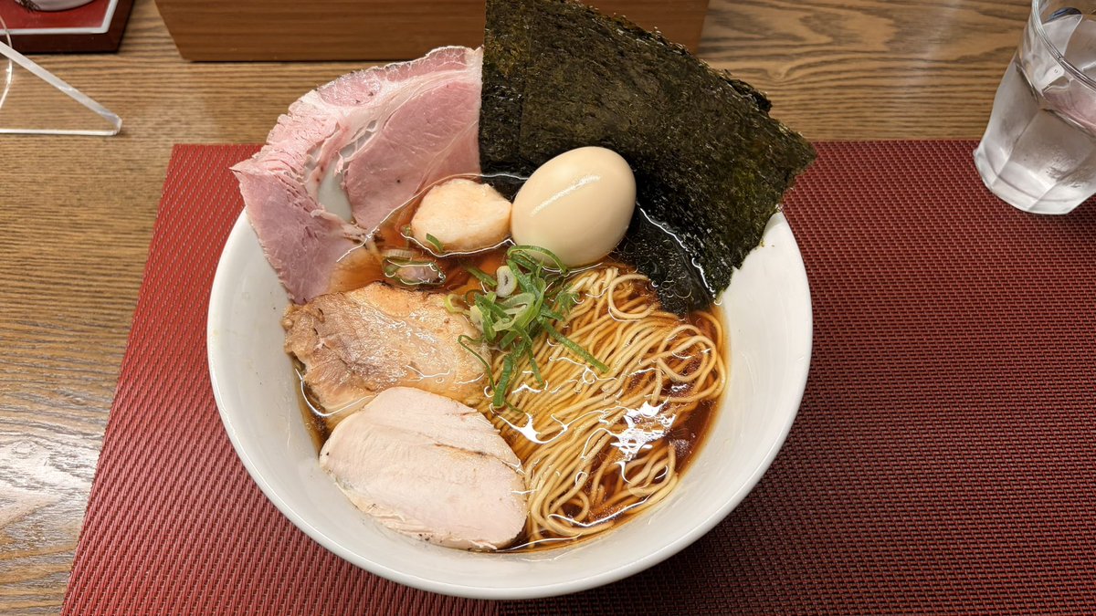 けいーた tweet media