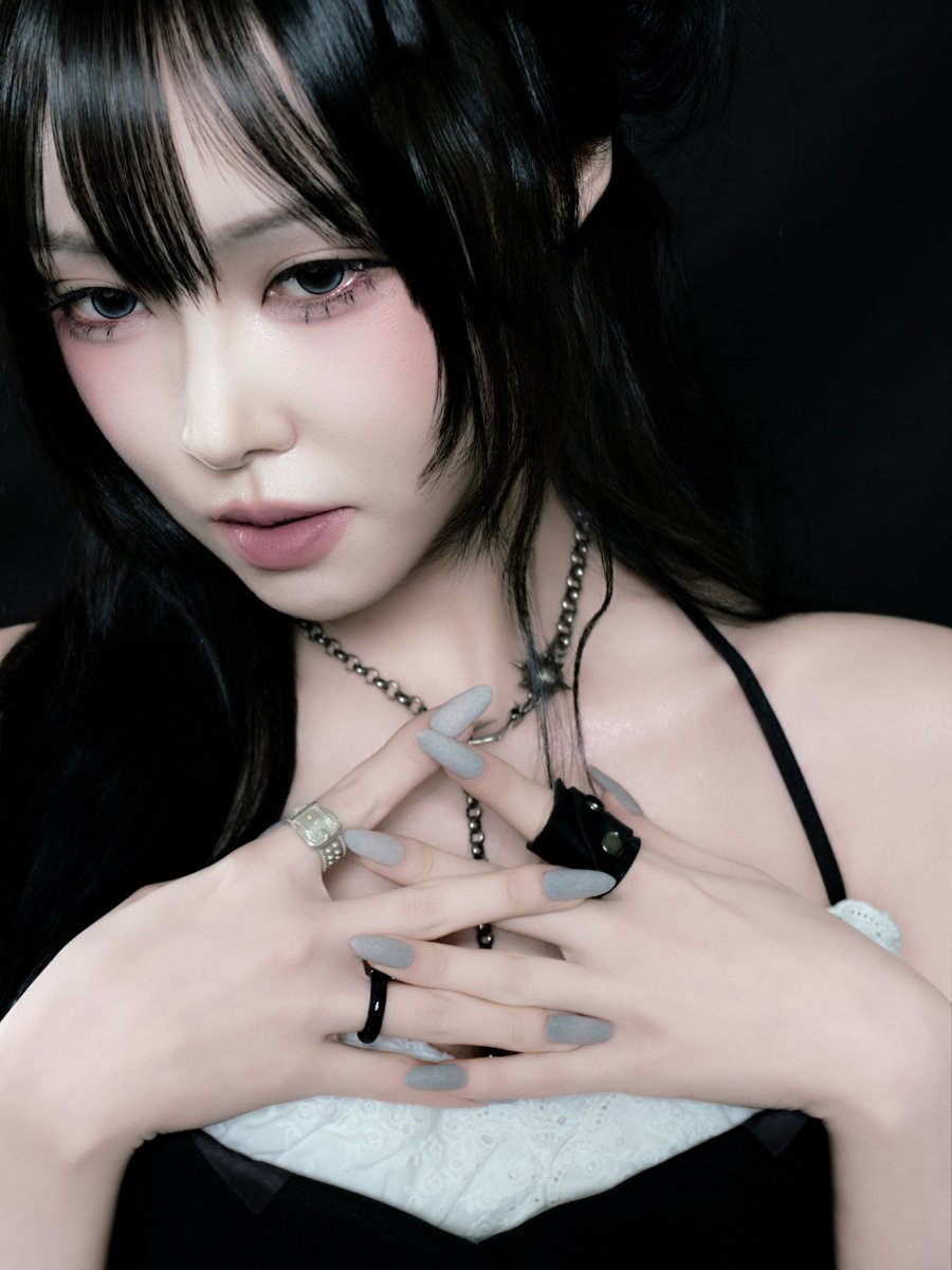 유주 (YUJU) Special Single

첫사랑은 저주다

Concept Photo (Curse Ver.)

✰ ʀᴇʟᴇᴀsᴇ
2026.04.29 6PM (KST)

✰ ᴘʀᴇ-ᴏʀᴅᴇʀ
bio.to/YUJU-FirstLove…

#유주 #YUJU
#첫사랑은저주다 #FirstLoveIsaCurse
#ATAREA #앳에어리어